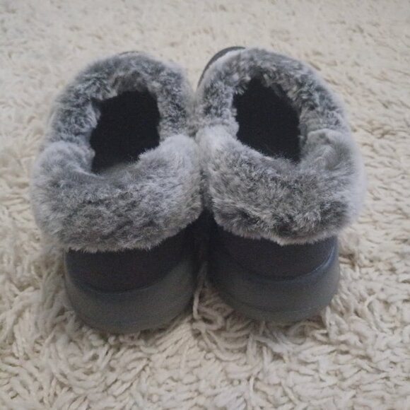 Skechers On-The-Go Joy Cozy Life Slippers Charcoal Faux Fur Women’s Size 7 - Picture 7 of 8